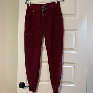 FIGS Zamora joggers core color BURGUNDY size XS